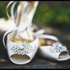 Badgley Mischka Abigail Wedge